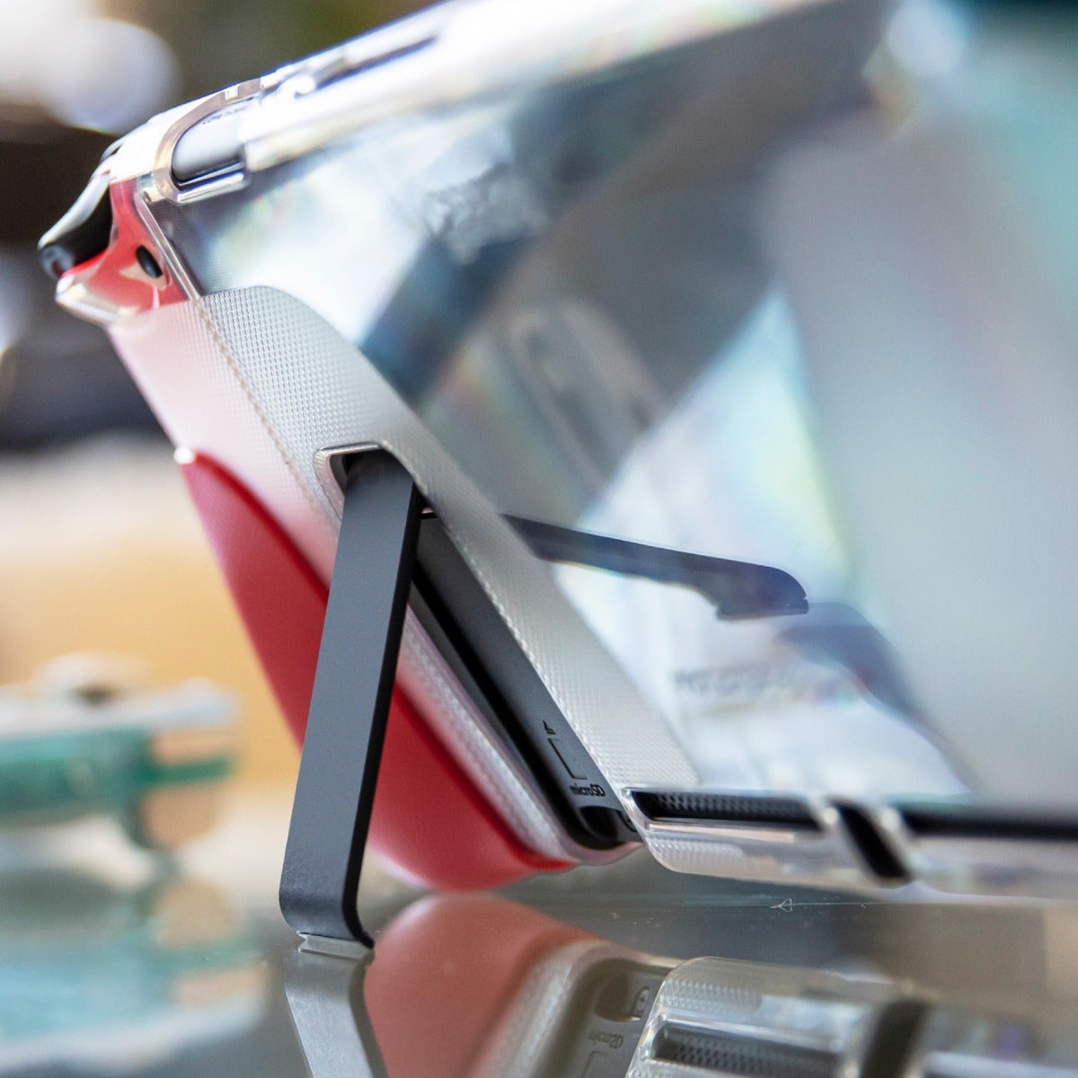 Funda Gear4 Nintendo Switch Gaming - Protección Completa, Diseño Transparente